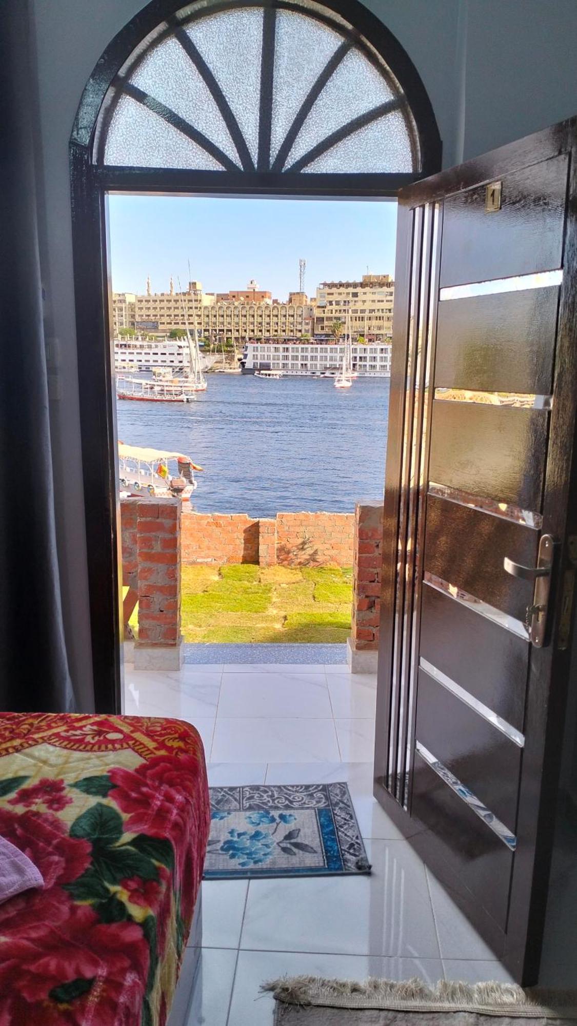 Onaty Narty Guest House Assuan Esterno foto