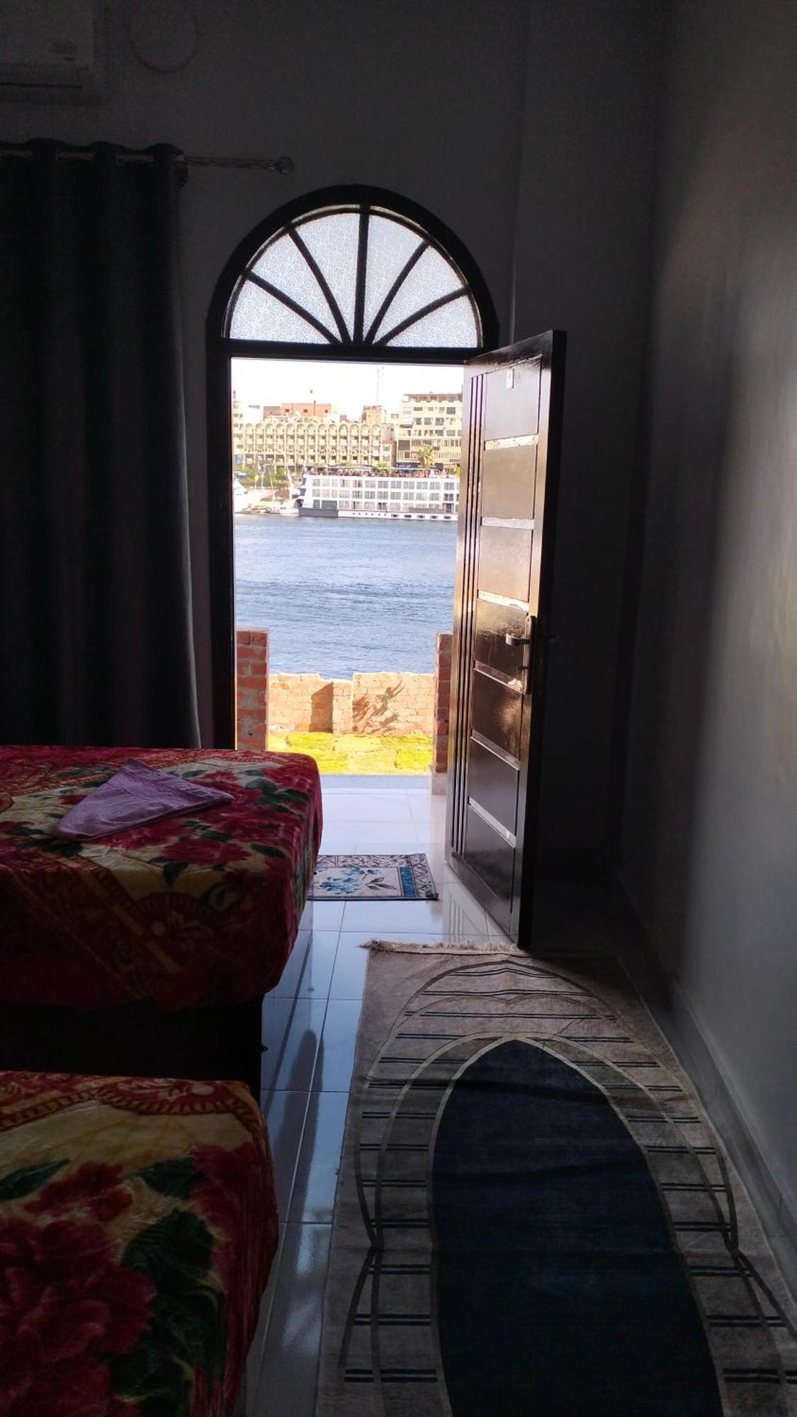 Onaty Narty Guest House Assuan Esterno foto